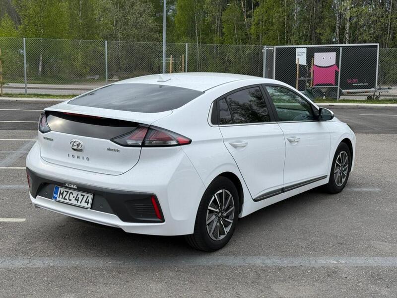 Hyundai IONIQ electric vaihtoauto