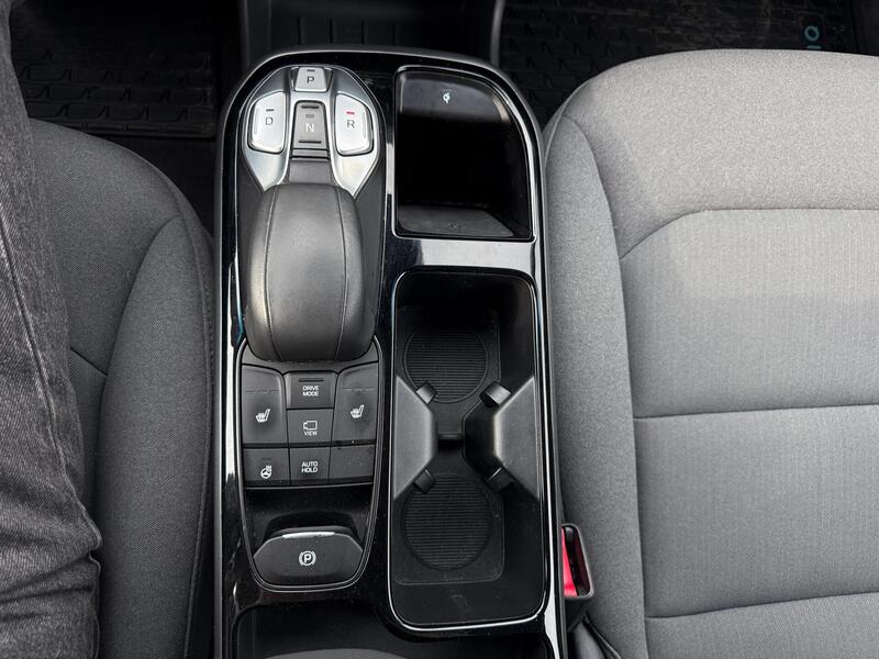 Hyundai IONIQ electric vaihtoauto