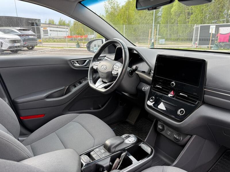 Hyundai IONIQ electric vaihtoauto