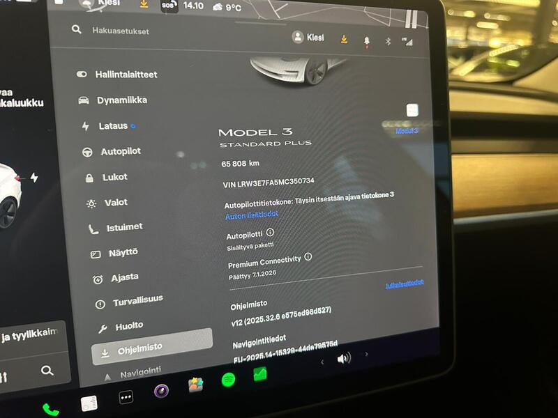 Tesla Model 3 vaihtoauto