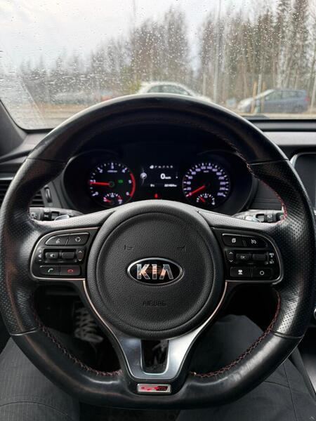 Kia Optima vaihtoauto