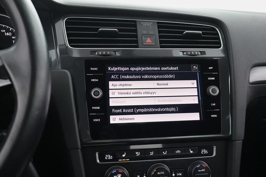 Volkswagen Golf vaihtoauto