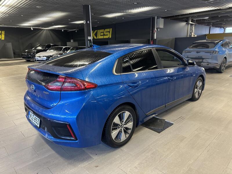 Hyundai IONIQ plug-in vaihtoauto