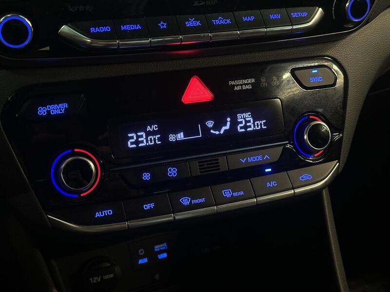 Hyundai IONIQ plug-in vaihtoauto