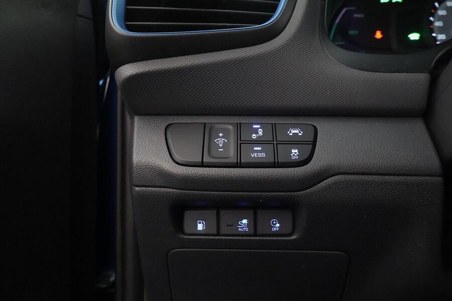 Hyundai IONIQ plug-in vaihtoauto