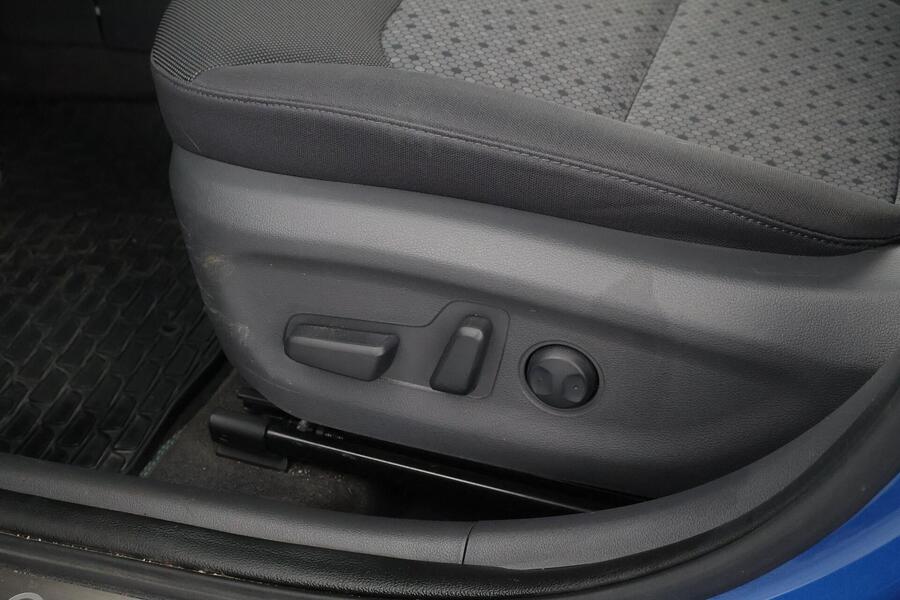 Hyundai IONIQ plug-in vaihtoauto