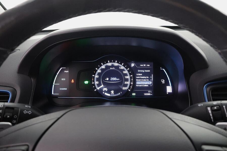 Hyundai IONIQ plug-in vaihtoauto