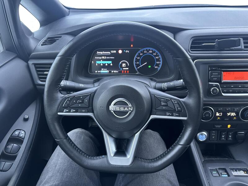 Nissan Leaf vaihtoauto