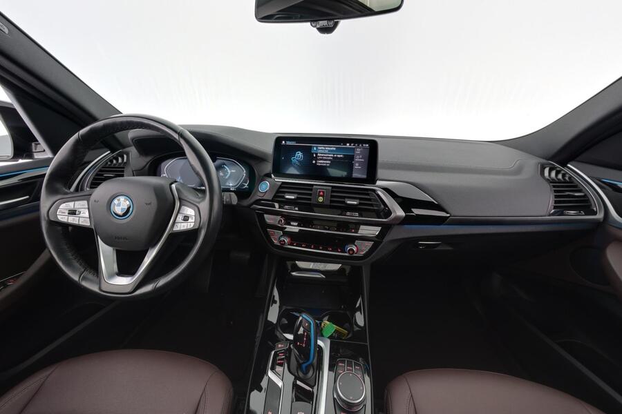 BMW iX3 vaihtoauto