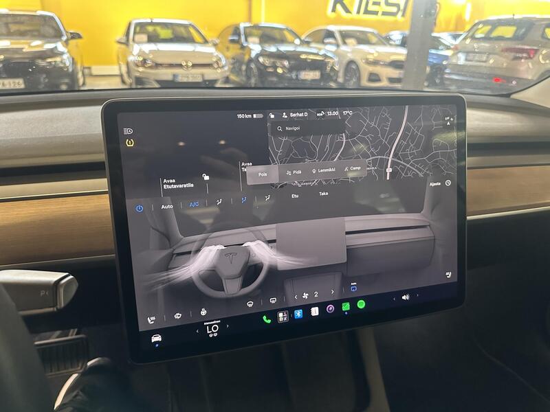 Tesla Model 3 vaihtoauto