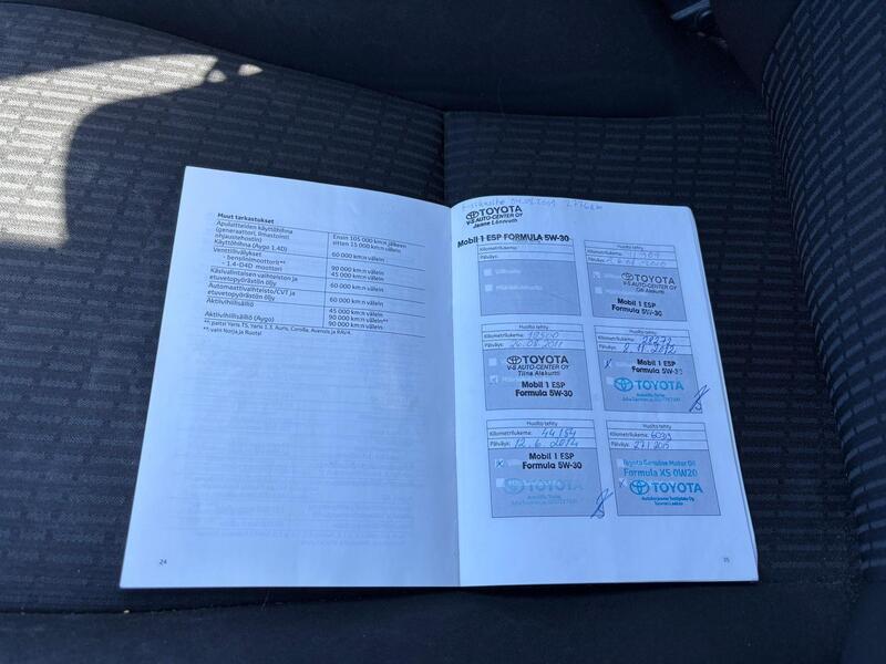 Toyota Avensis vaihtoauto