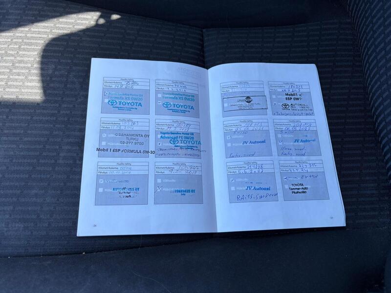 Toyota Avensis vaihtoauto