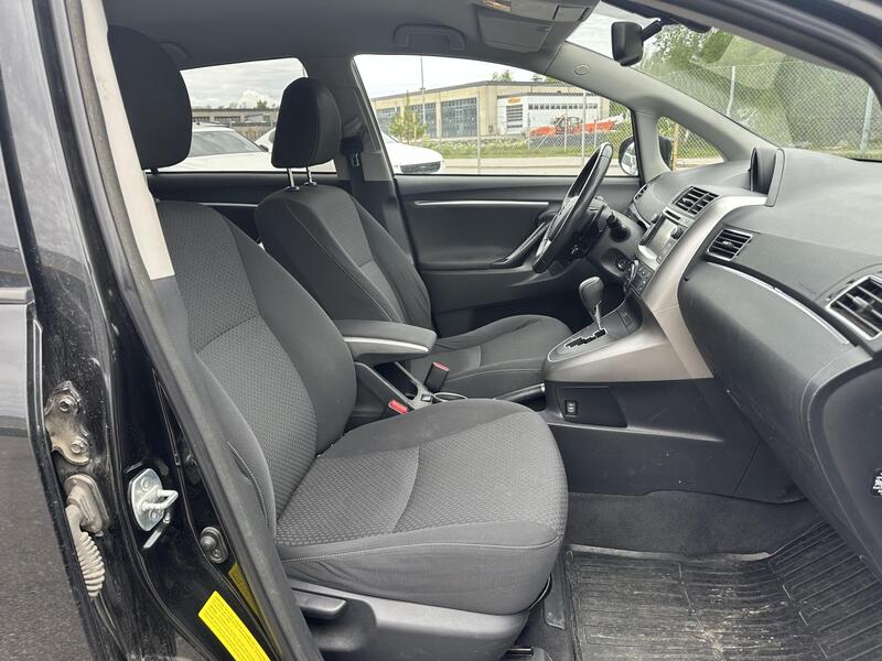 Toyota Verso vaihtoauto