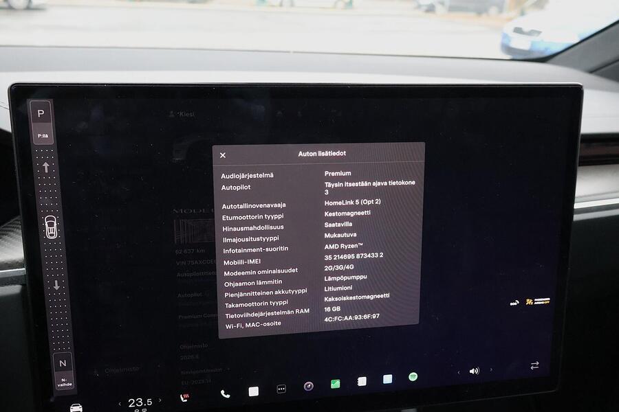 Tesla Model X vaihtoauto