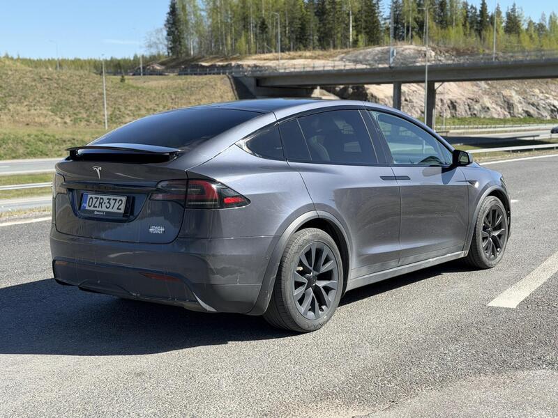 Tesla Model X vaihtoauto