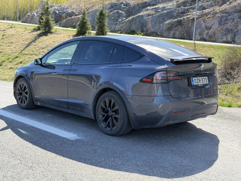 Tesla Model X vaihtoauto