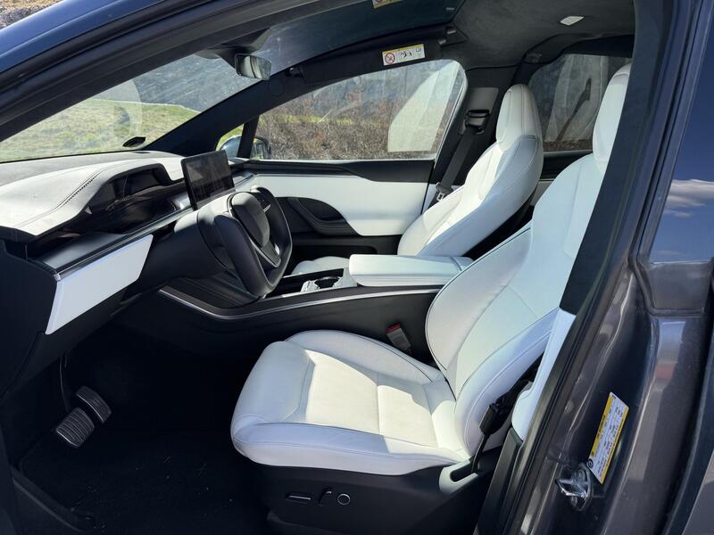 Tesla Model X vaihtoauto