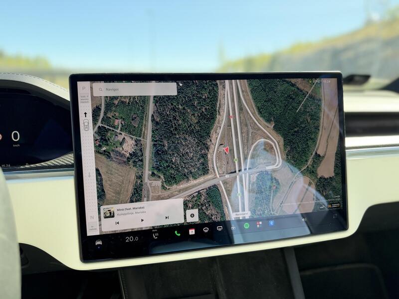 Tesla Model X vaihtoauto