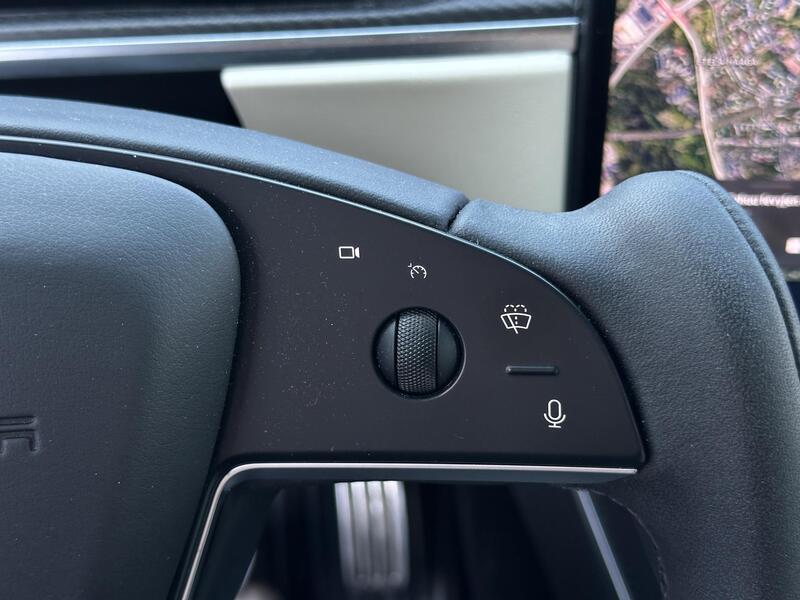 Tesla Model X vaihtoauto