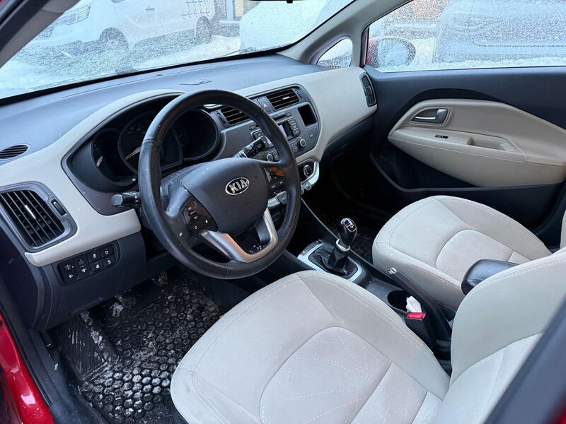 Kia Rio vaihtoauto