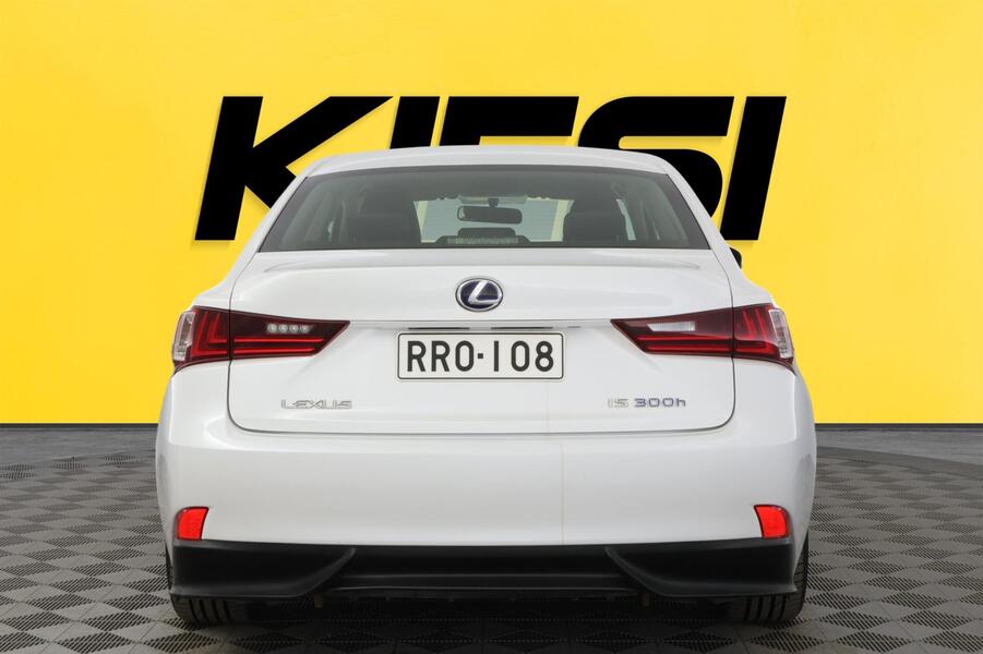 Lexus IS vaihtoauto