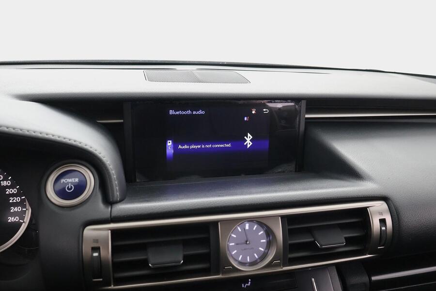 Lexus IS vaihtoauto