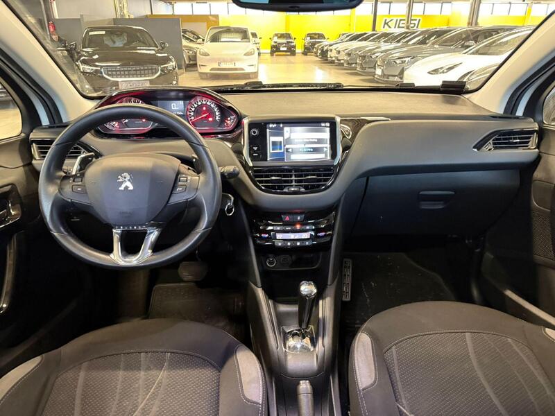 Peugeot 208 vaihtoauto