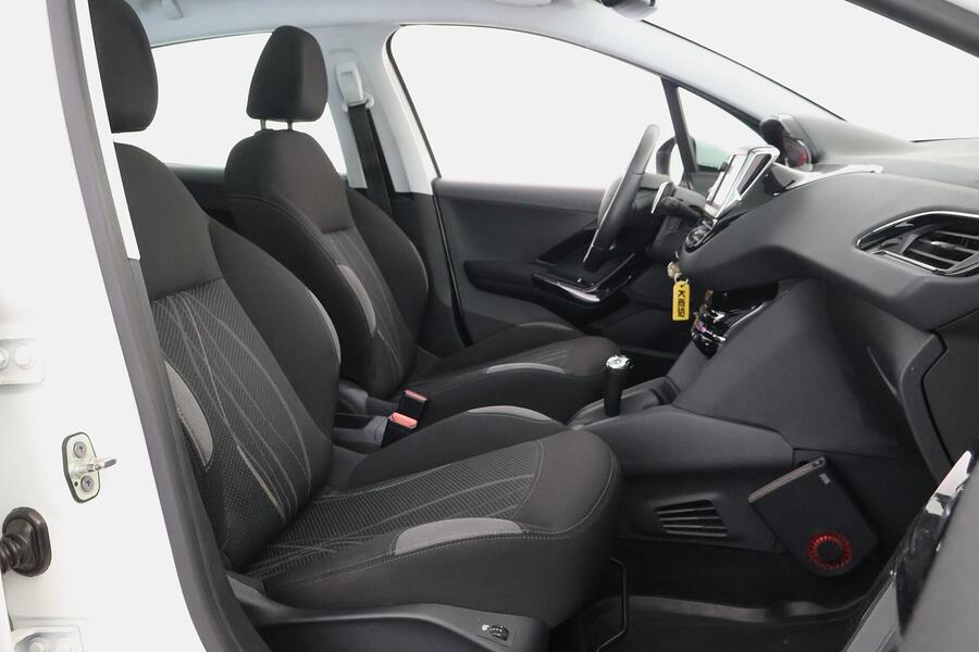 Peugeot 208 vaihtoauto