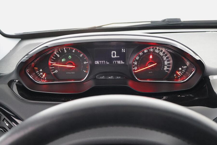 Peugeot 208 vaihtoauto