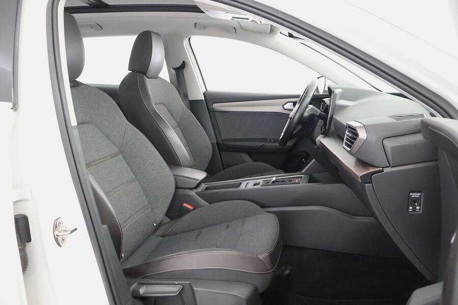 SEAT Leon Sportstourer vaihtoauto