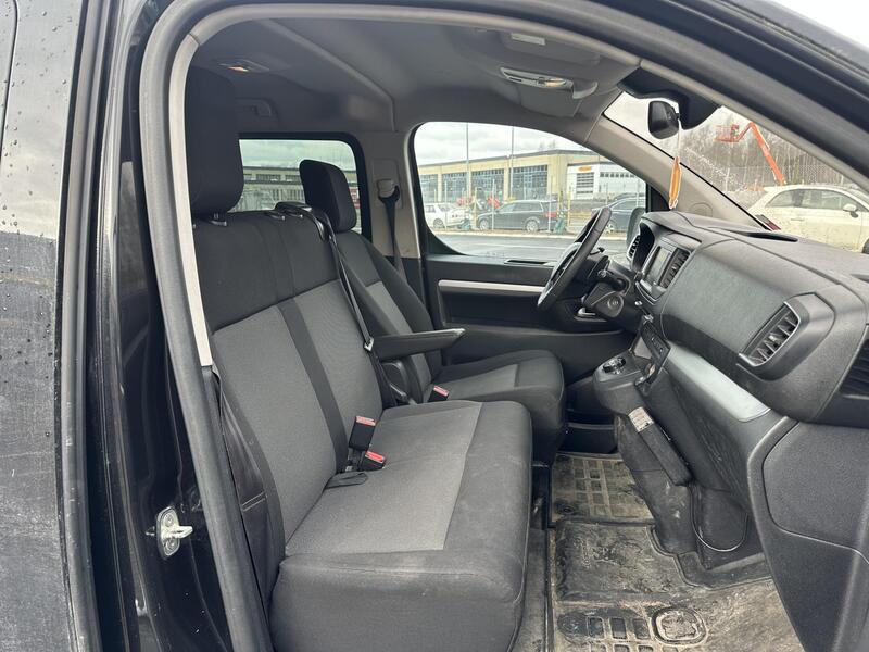 Peugeot Traveller vaihtoauto