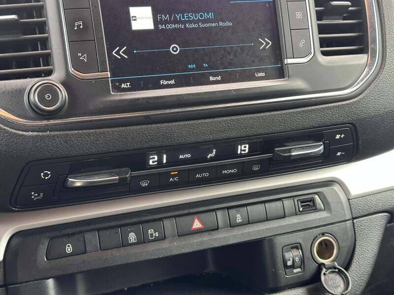 Peugeot Traveller vaihtoauto