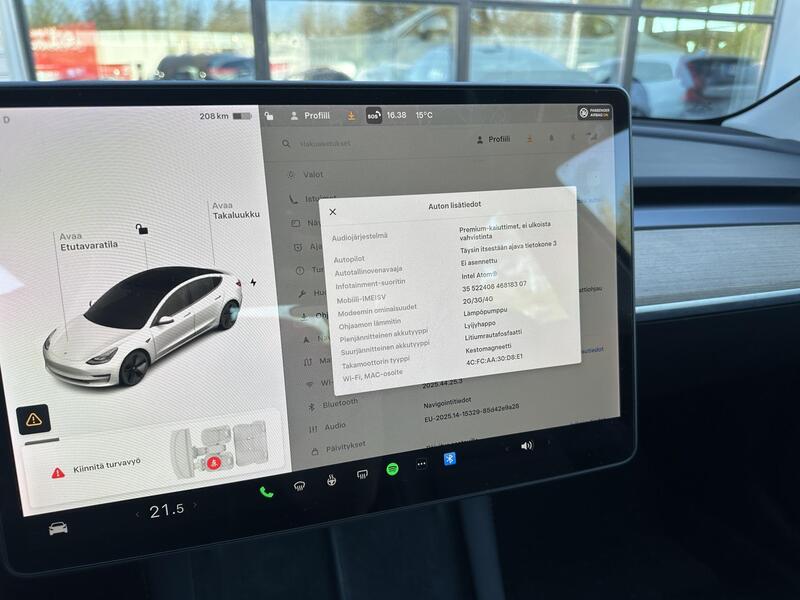 Tesla Model 3 vaihtoauto