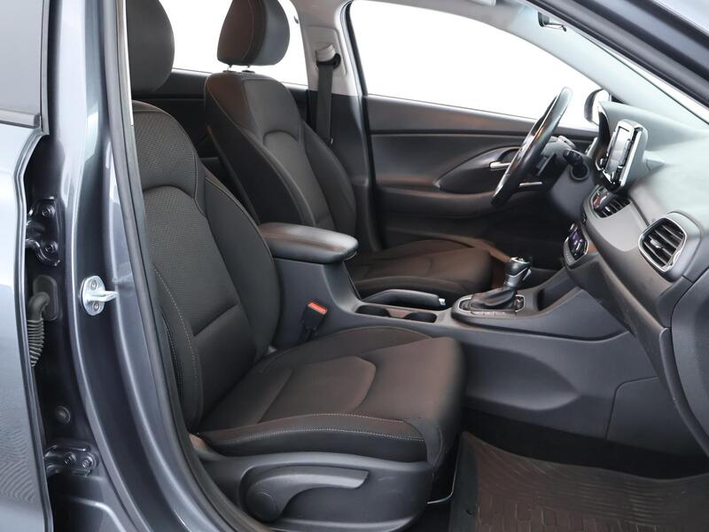 Hyundai i30 Fastback vaihtoauto