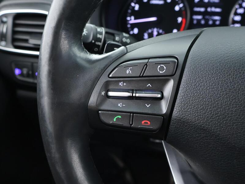 Hyundai i30 Fastback vaihtoauto