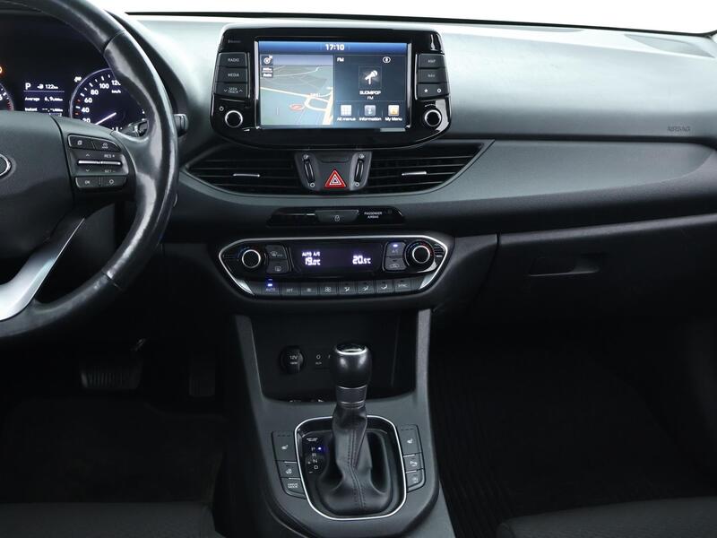 Hyundai i30 Fastback vaihtoauto
