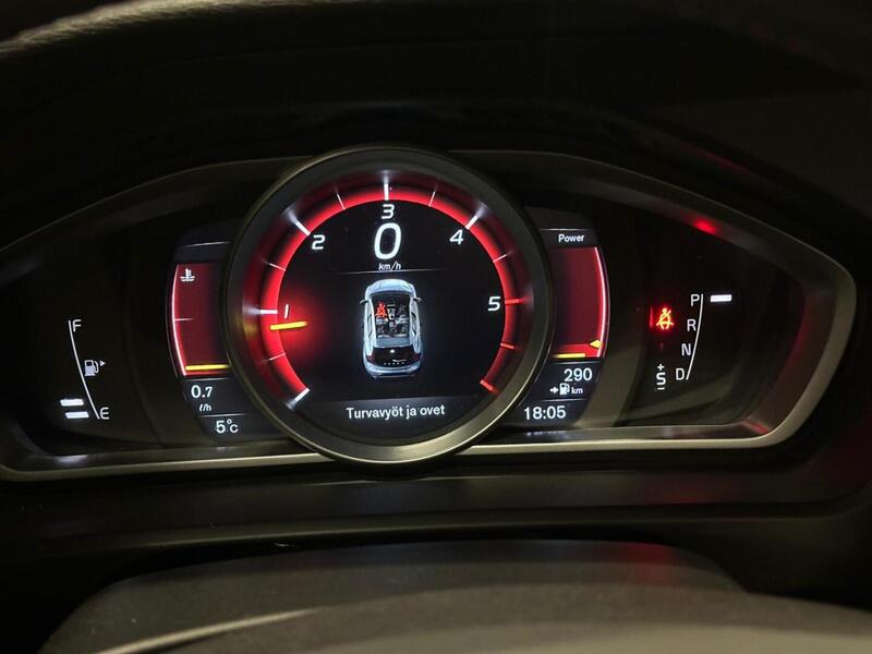 Volvo V40 vaihtoauto