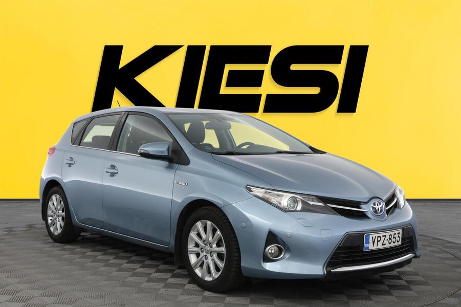 Toyota Auris vaihtoauto