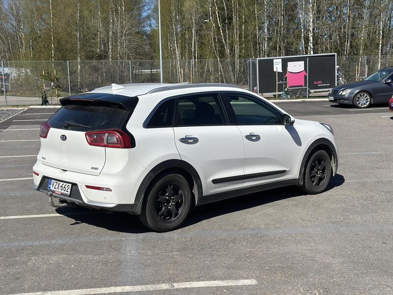 Kia Niro vaihtoauto
