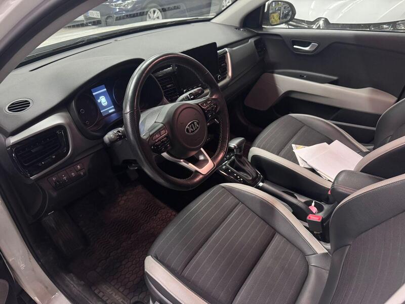 Kia Stonic vaihtoauto