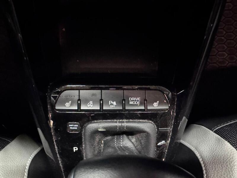 Kia Stonic vaihtoauto