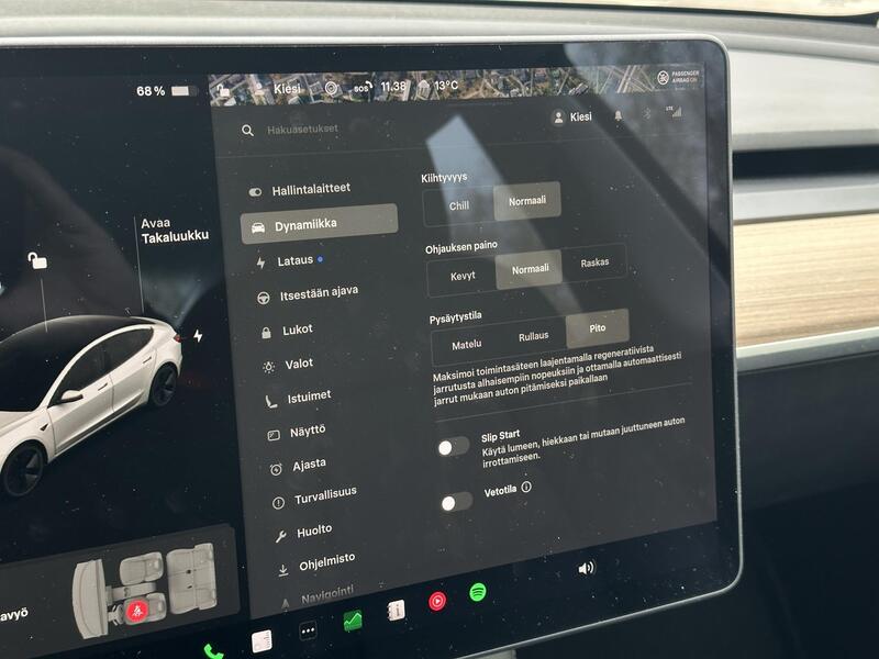 Tesla Model 3 vaihtoauto