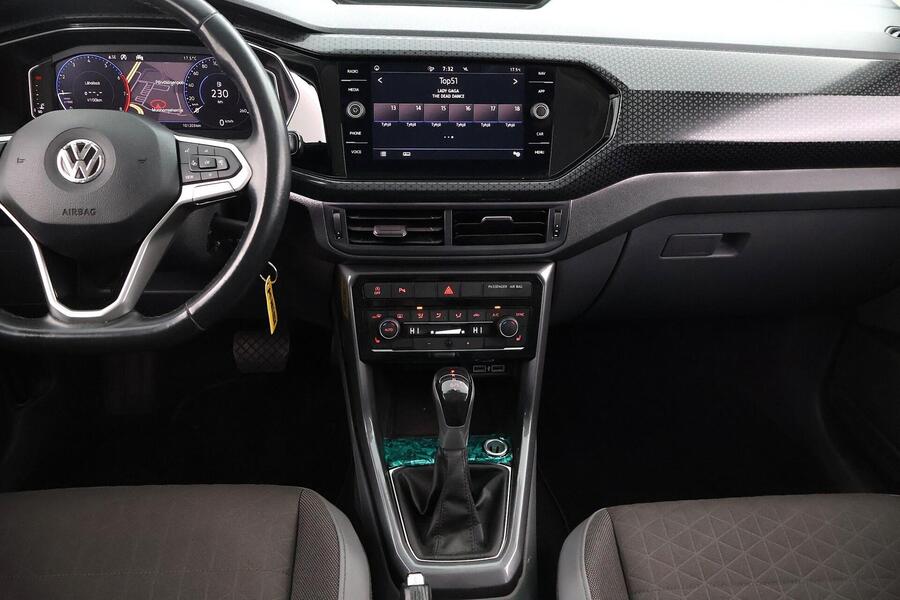 Volkswagen T-Cross vaihtoauto