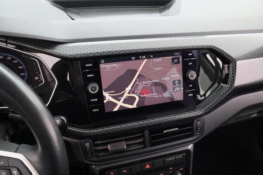 Volkswagen T-Cross vaihtoauto