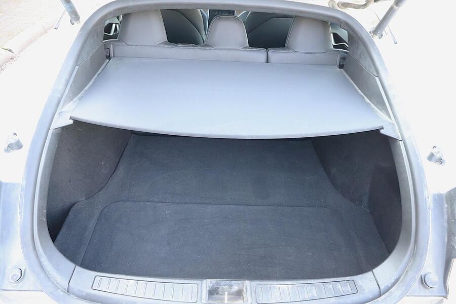 Tesla Model S vaihtoauto