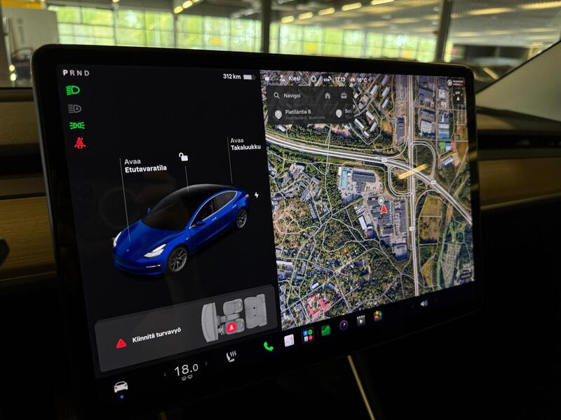 Tesla Model 3 vaihtoauto