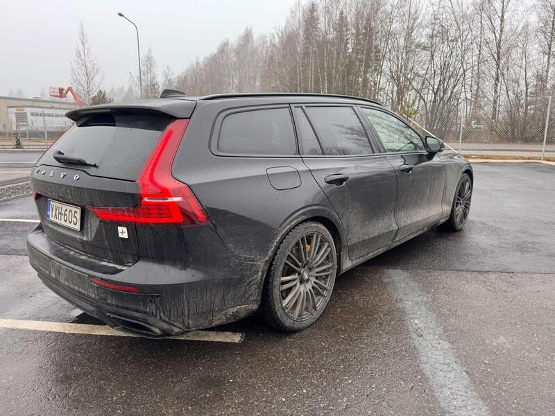 Volvo V60 vaihtoauto
