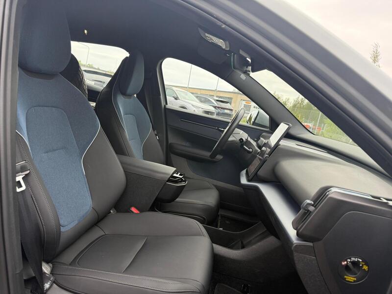 Volvo EX30 vaihtoauto