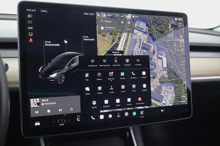 Tesla Model 3 vaihtoauto