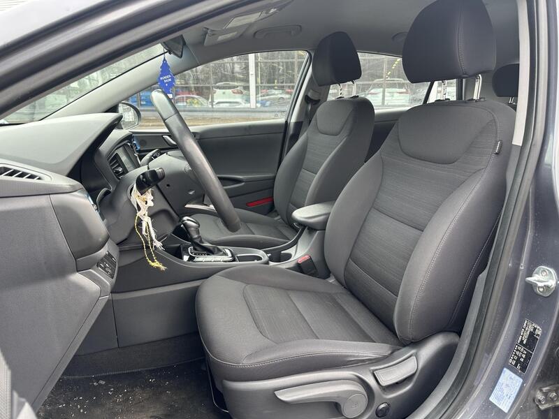 Hyundai IONIQ hybrid vaihtoauto